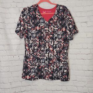Urbane Ultimate Scrub top Size Large